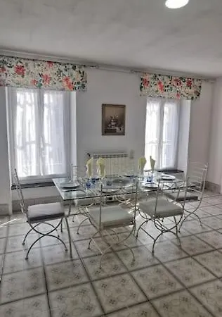 100 M2 Pour Les Vacances Ou Le Business Apartment *